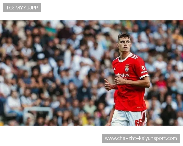 独家：后卫与滕哈赫谈判进展曝光，细节流出