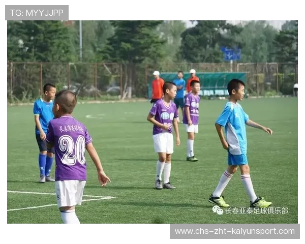 职业球员是否参与青训梯队的试训考核与选拔机制,青训球员定义