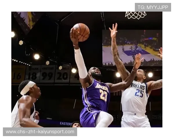 詹姆斯在湖人更衣室话语权下降双方互动减少